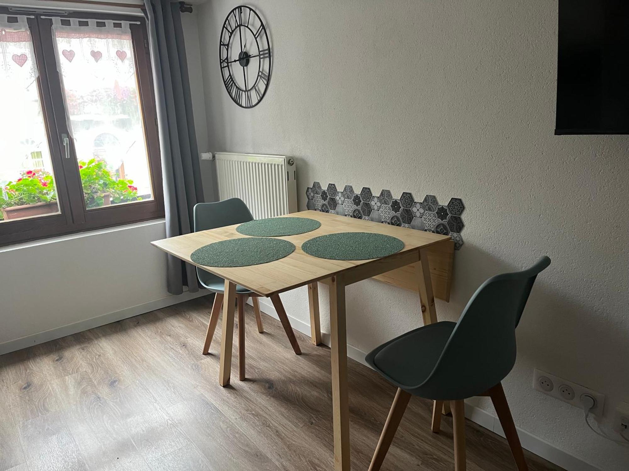 Chouett'Appart Proche Frontieres Village-Neuf 外观 照片